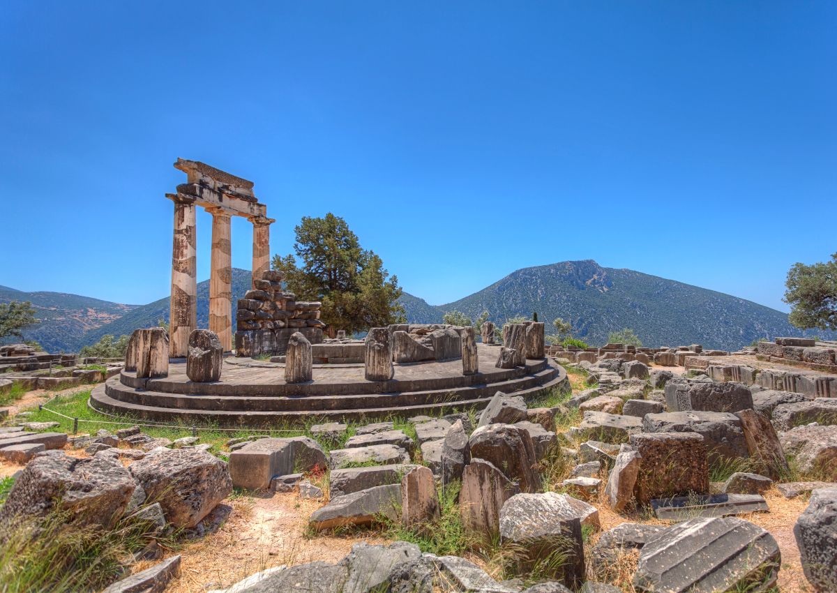 Delphi Day Tour